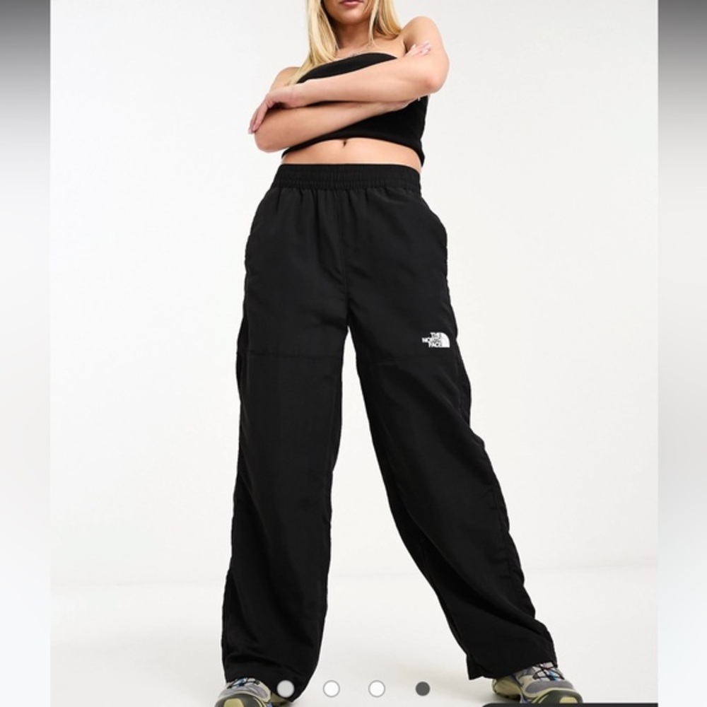 The North Face FLASHDRY L black elastic waist mid-rise wide leg Nylon Easy Pant